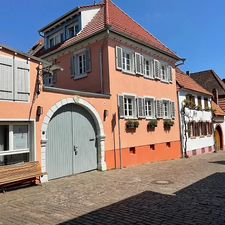 Refugium Theresienstrasse 19 - Vonnoh * Rhodt unter Rietburg